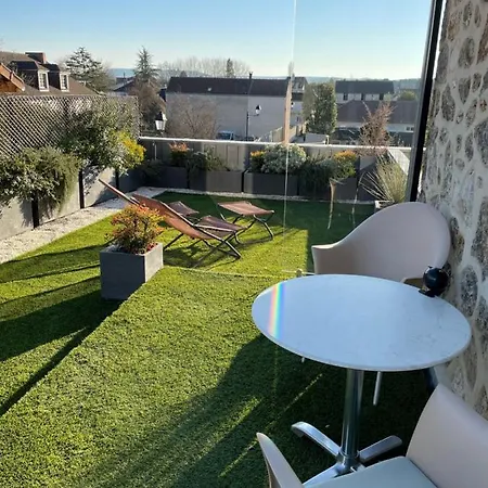 Manoir Henri Giraud & 5* آي-شامبانيا