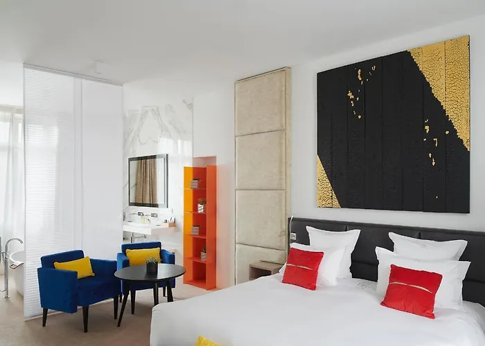 Manoir Henri Giraud & Guest house Ay-Champagne