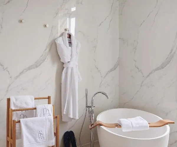 Guest house Manoir Henri Giraud &