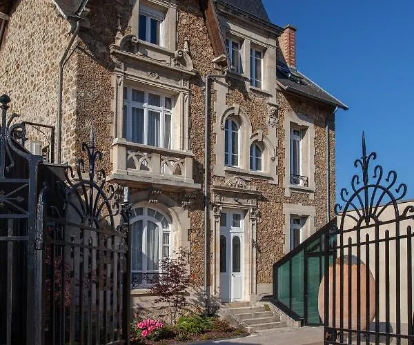 Guest house Manoir Henri Giraud & 5*