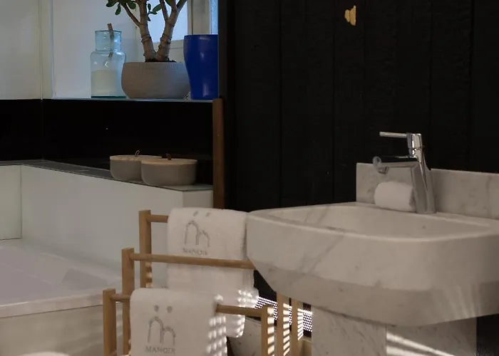 Guest house Manoir Henri Giraud &